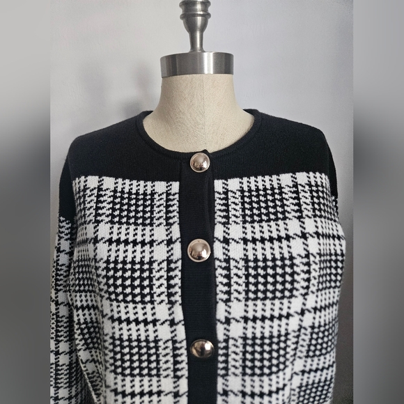 ANN TAYLOR Black & White Plaid Gold Button Sweater Jacket | SZ L - Picture 4 of 9